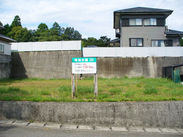 上浦団地16号地